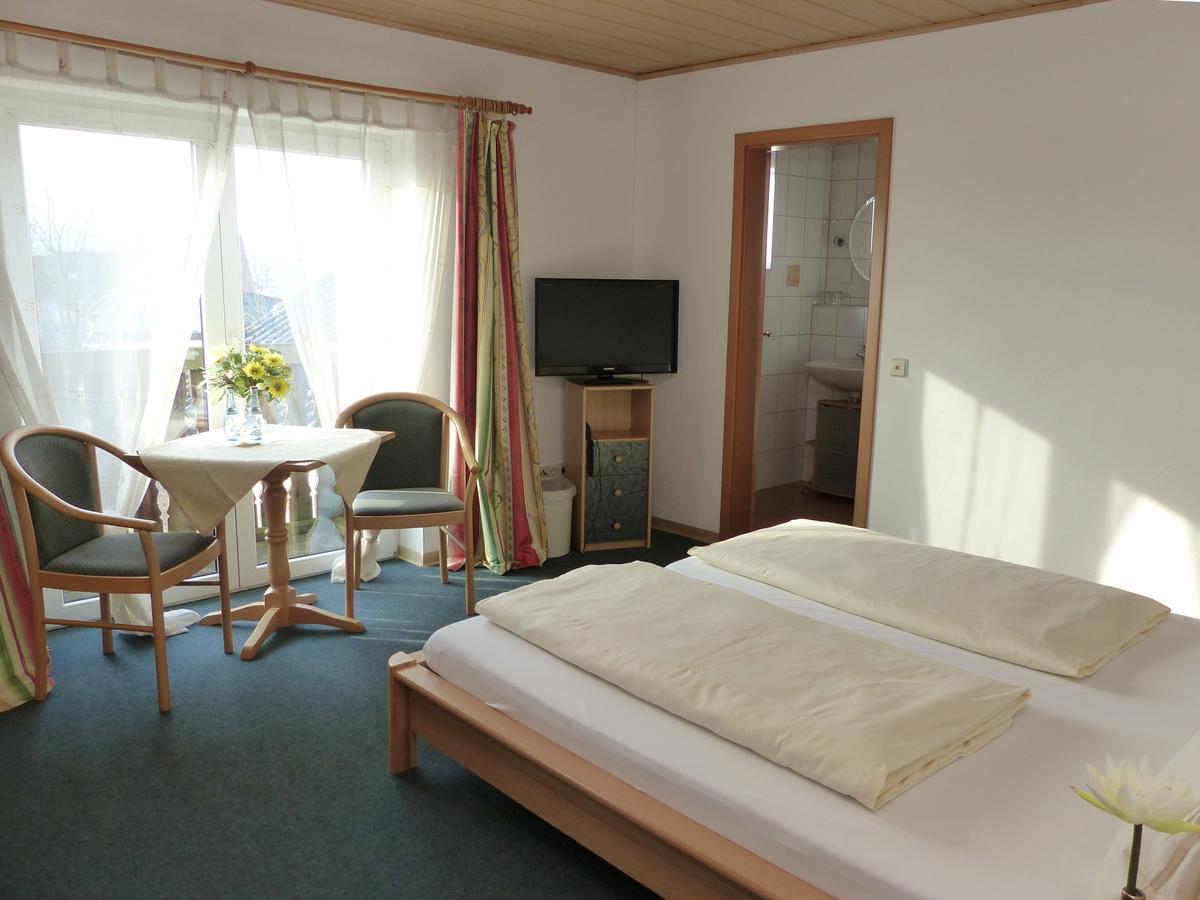 Hotel Gruener Baum Kulsheim Esterno foto
